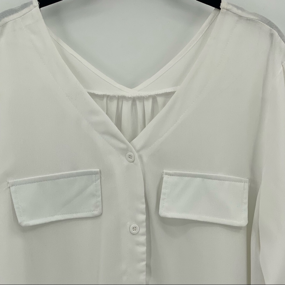 Basic Sheet White Long Sleeve Button Up Blouse, X… - image 4
